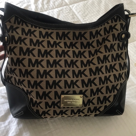 Michael Kors shoulder bag - Picture 1 of 8